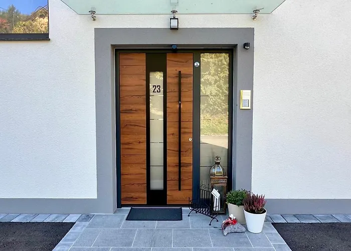 Sunnseitn By Gerrit & Herfried *