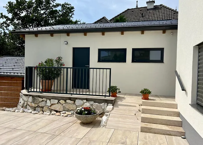 Sunnseitn By Gerrit & Herfried *