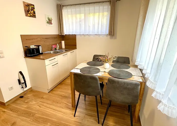 Sunnseitn By Gerrit & Herfried